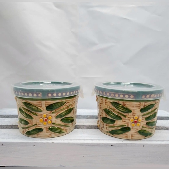 Temptations by Tara old world green 6 oz. Ramekins with plastic lids- set of two - Picture 1 of 5